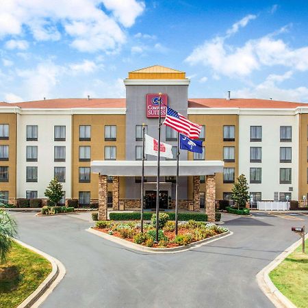 Comfort Suites Clinton Near Presbyterian College Екстер'єр фото
