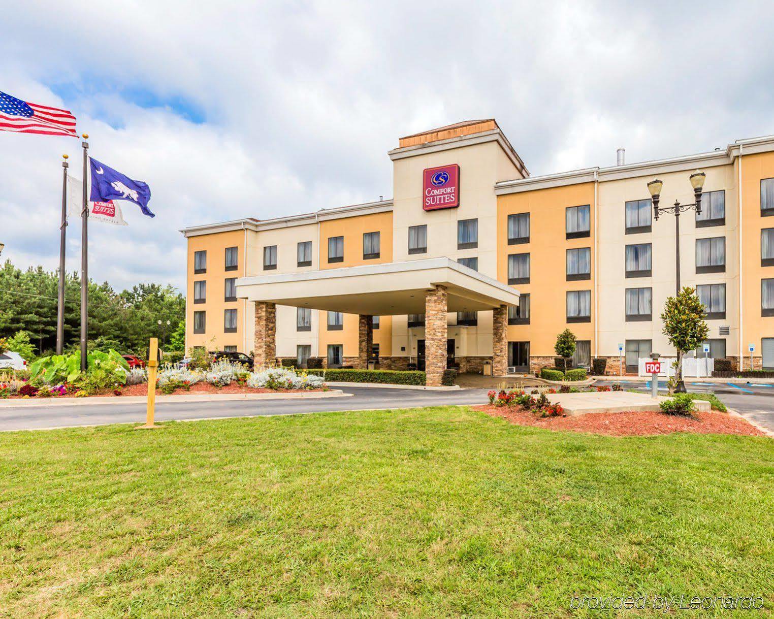 Comfort Suites Clinton Near Presbyterian College Екстер'єр фото